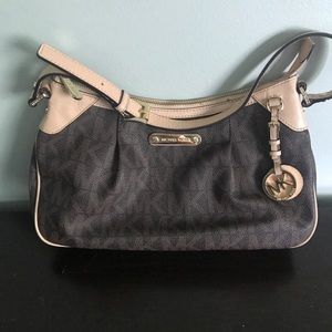 MICHAEL KORS JET SET MEDIUM SHOULDER SIGNATURE BAG